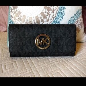 Michael Kors Large MK Signature Fulton Flap Continental Wallet Brown PVC
